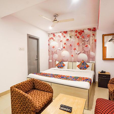 Fabexpress R Inn - Nr Prayagraj Railway Station Muthiganj Exteriör bild