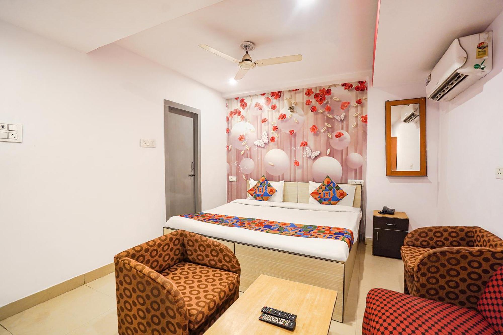 Fabexpress R Inn - Nr Prayagraj Railway Station Muthiganj Exteriör bild