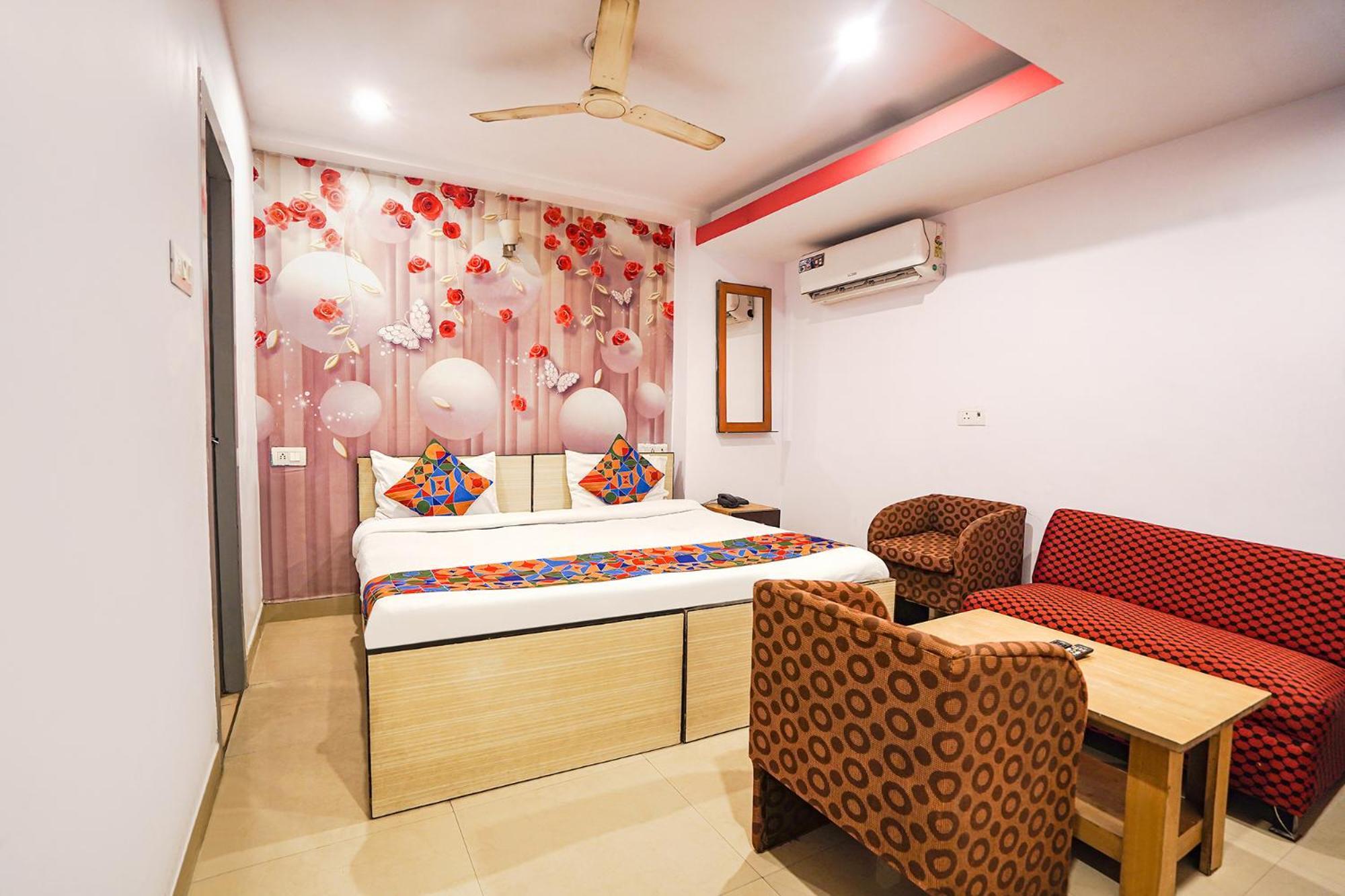 Fabexpress R Inn - Nr Prayagraj Railway Station Muthiganj Exteriör bild