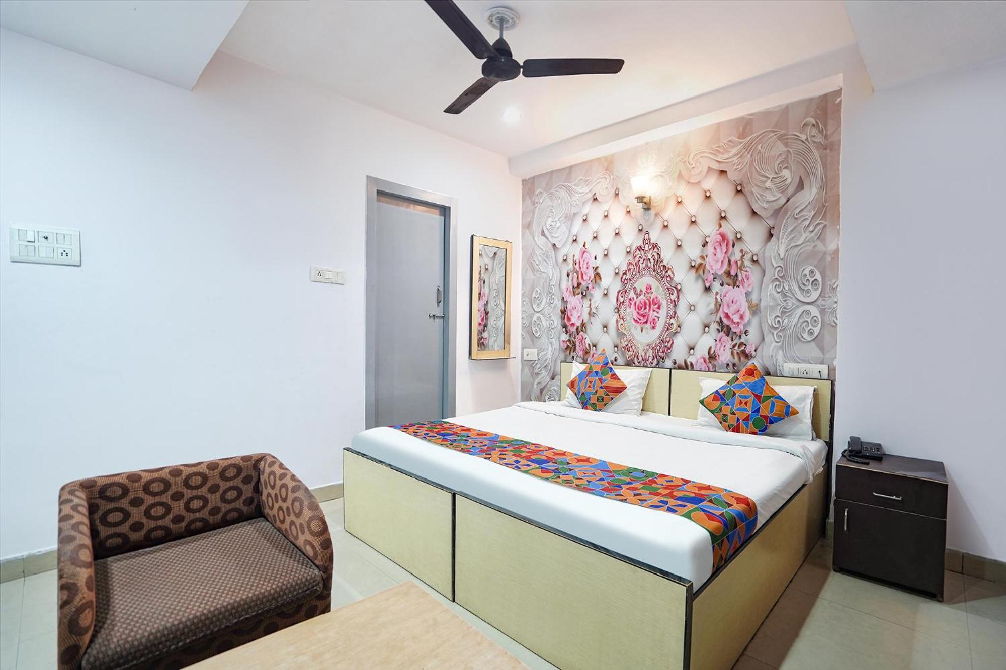 Fabexpress R Inn - Nr Prayagraj Railway Station Muthiganj Exteriör bild